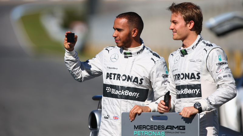 Illustration for article titled Mercedes W04: This Is Hamilton's and Rosberg's New Hope